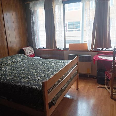 Alojamiento Familiar Rey Bed and Breakfast Punta Arenas Exterior foto