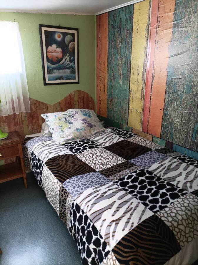 Alojamiento Familiar Rey Bed and Breakfast Punta Arenas Exterior foto