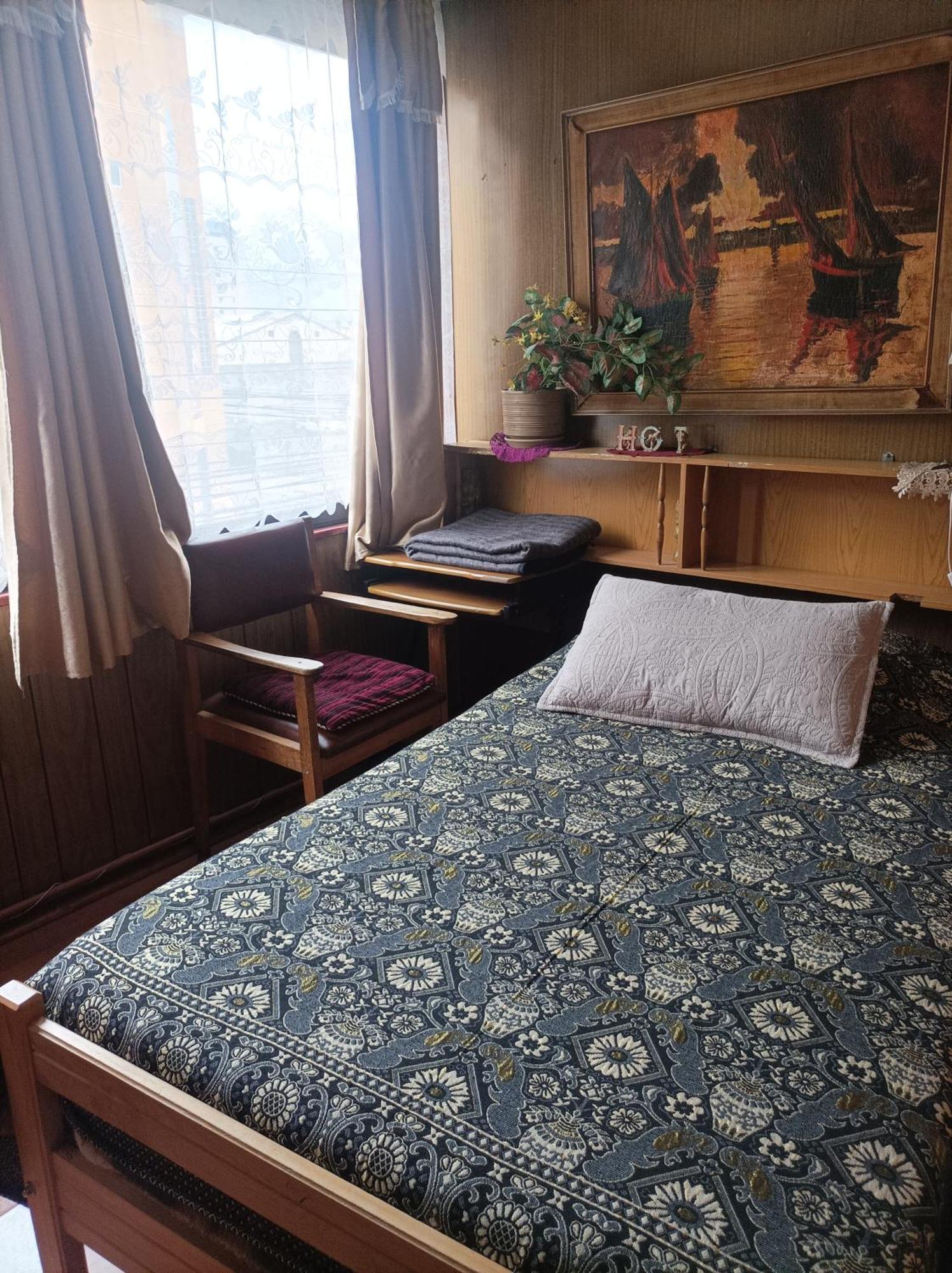 Alojamiento Familiar Rey Bed and Breakfast Punta Arenas Exterior foto